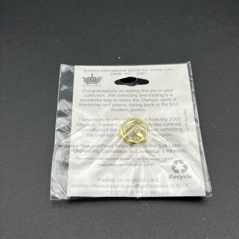 2002 Salt Lake City‎ Olympics Red Ribbon Lapel Hat Pin